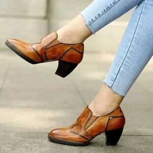 Stunning Genuine Leather Stitch Contrast Trim Heel Boots Loafers Comfortable sz9